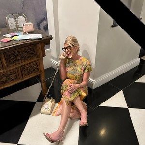 Meet your Posher, Liz